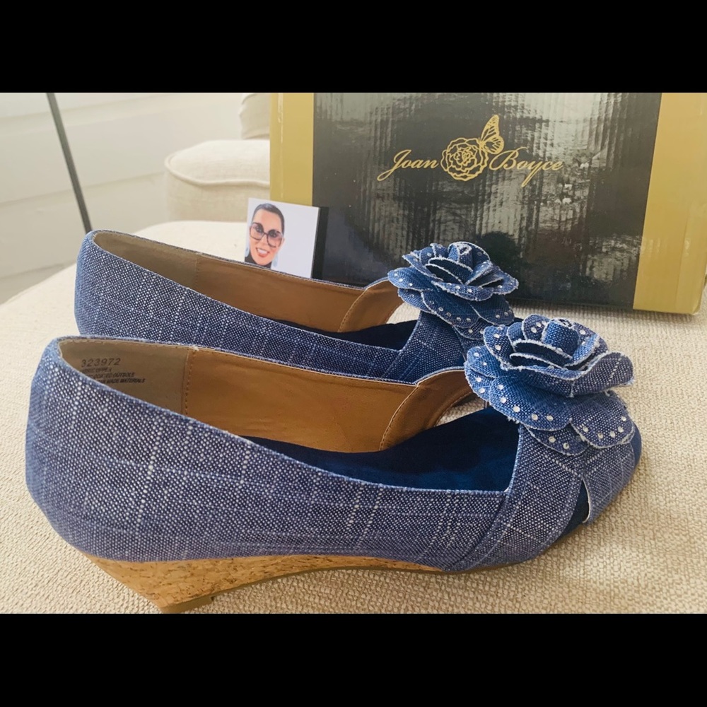 Gorgeous Casual Comfortable Joan Boyce Shoes Brand New Great for Travel